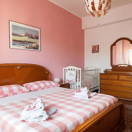 Fornaci Beach House * 사보나